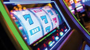 Filipino mobile user browsing 11jl sports and casino categories